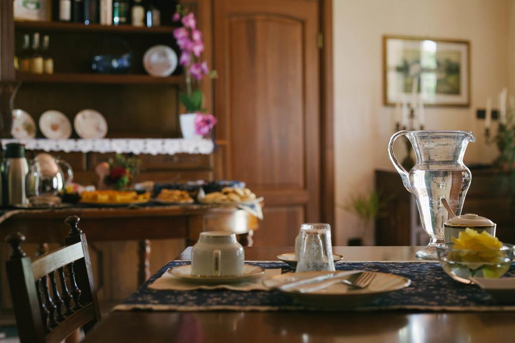 Bed and Breakfast I Grilli Castagnole delle Lanze Exterior foto
